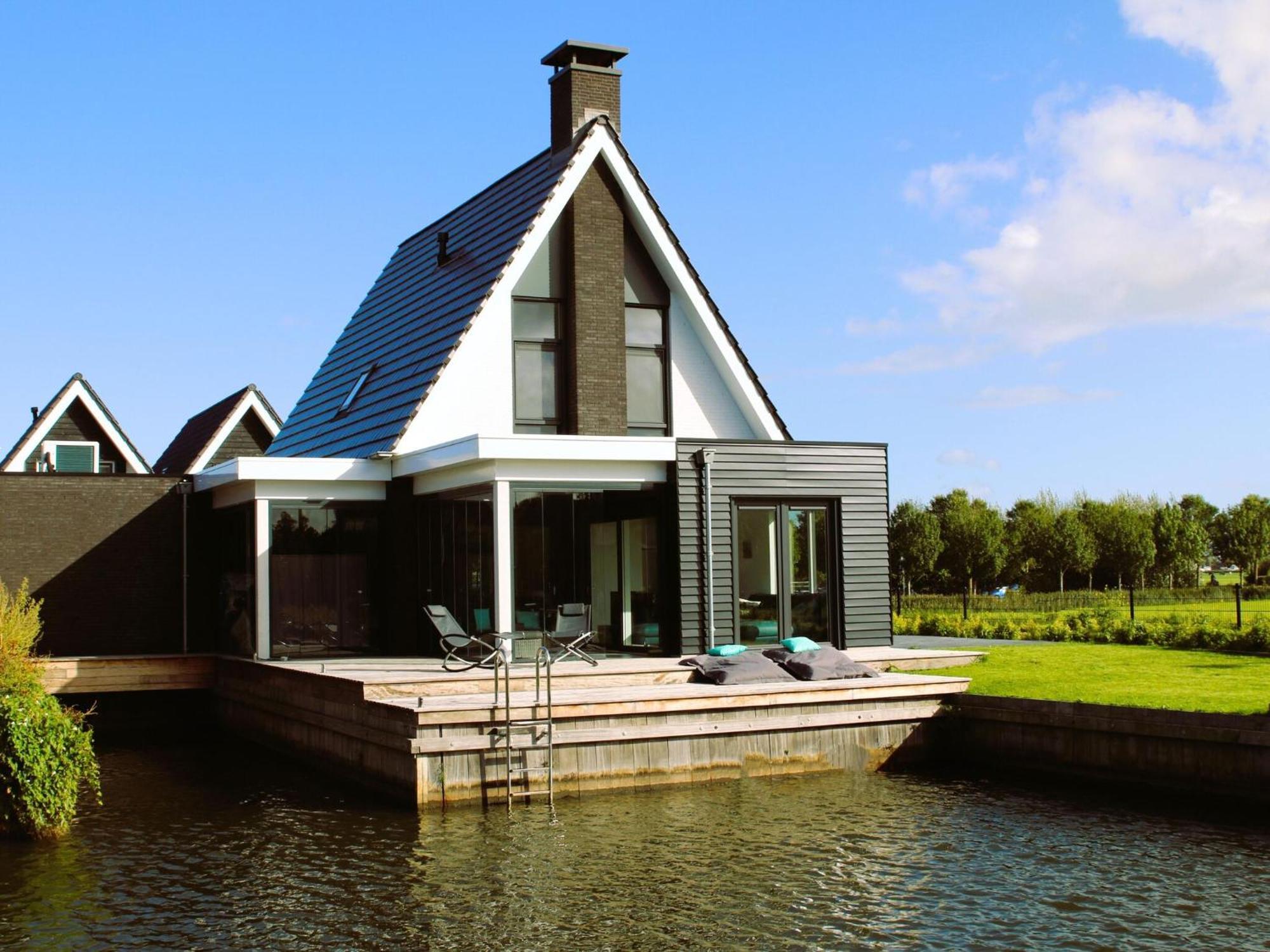 Peaceful Villa On The Water In สตาโวเริน ภายนอก รูปภาพ